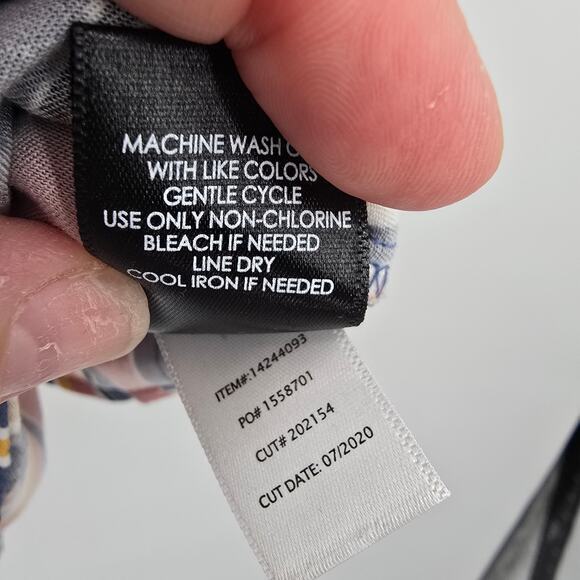 Torrid Women's Plus Multicolor Stripe Scoop V Neck Tank Top Blue Red Size 5 - Picture 11 of 13